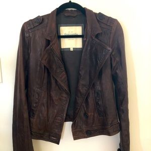 Women’s size small leather jacket.